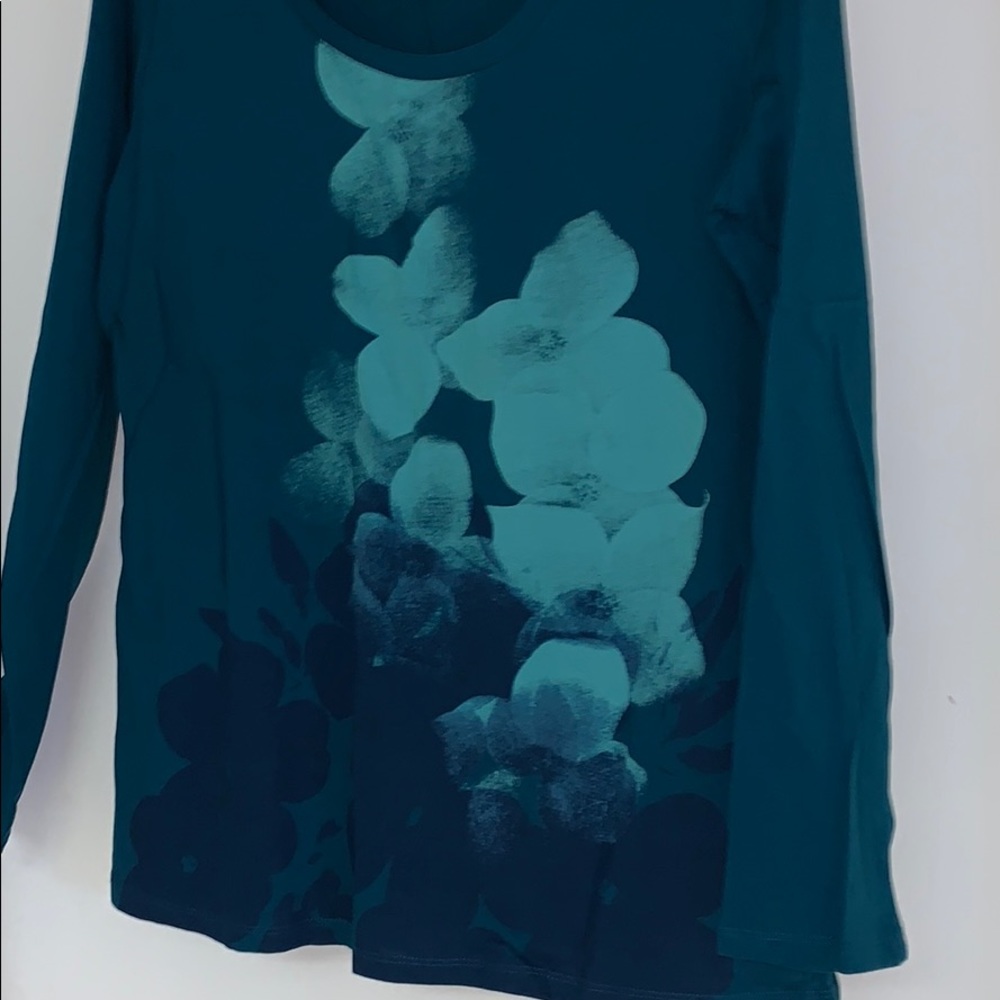 Ricki’s long sleeve tee shirt floral design - Picture 5 of 8
